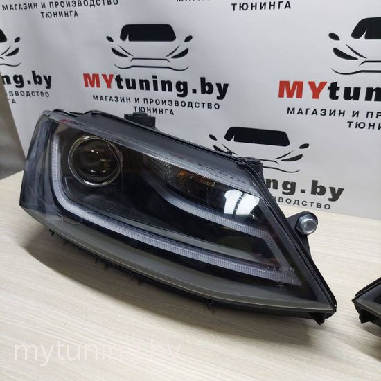 Передняя оптика BLACK для VW JETTA VI 1.11-18
