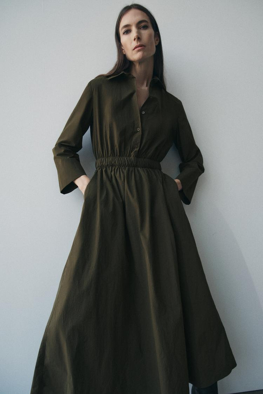 ZARA ПЛАТЬЕ-РУБАШКА МИДИ — ZW COLLECTION, ТЕМНЫЙ ХАКИ