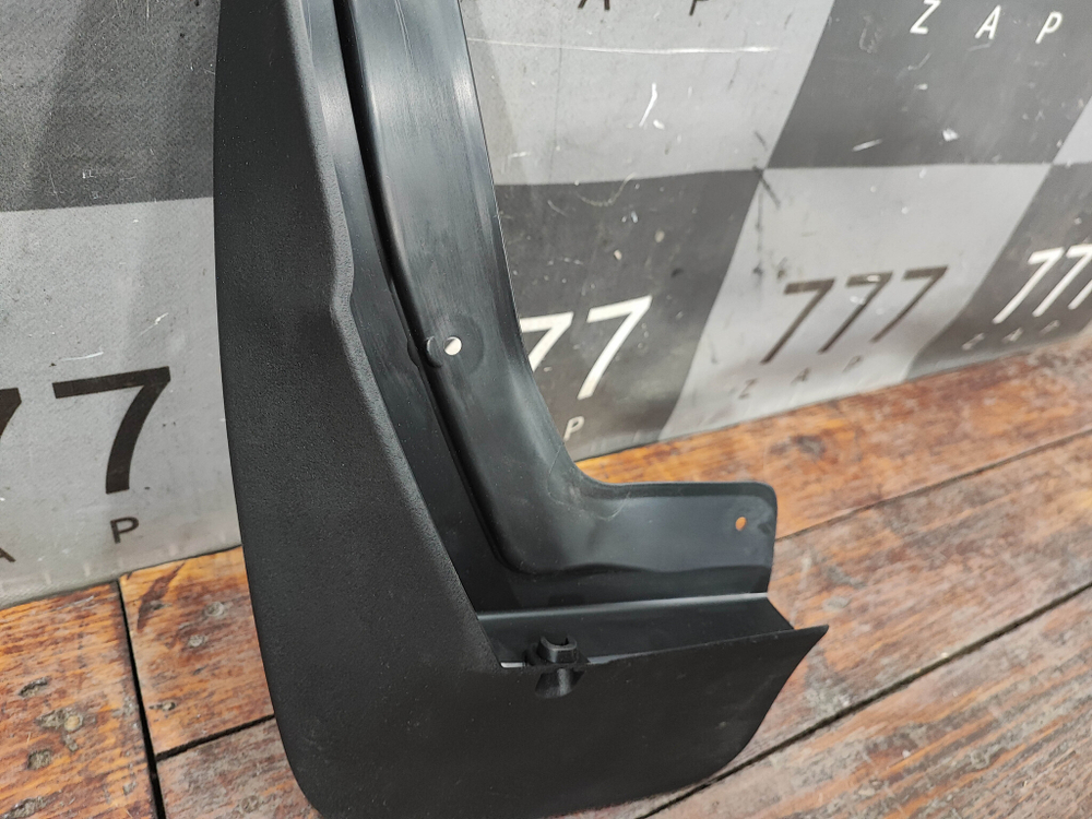 Брызговик задний левый Volkswagen Tiguan 2 16-нв Новый Оригинал 5NA075101