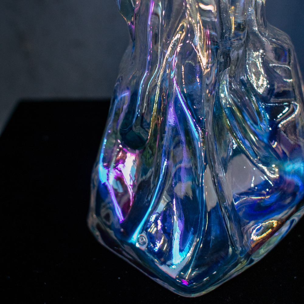 17. Прозрачная ваза с эффектом мятой бумаги