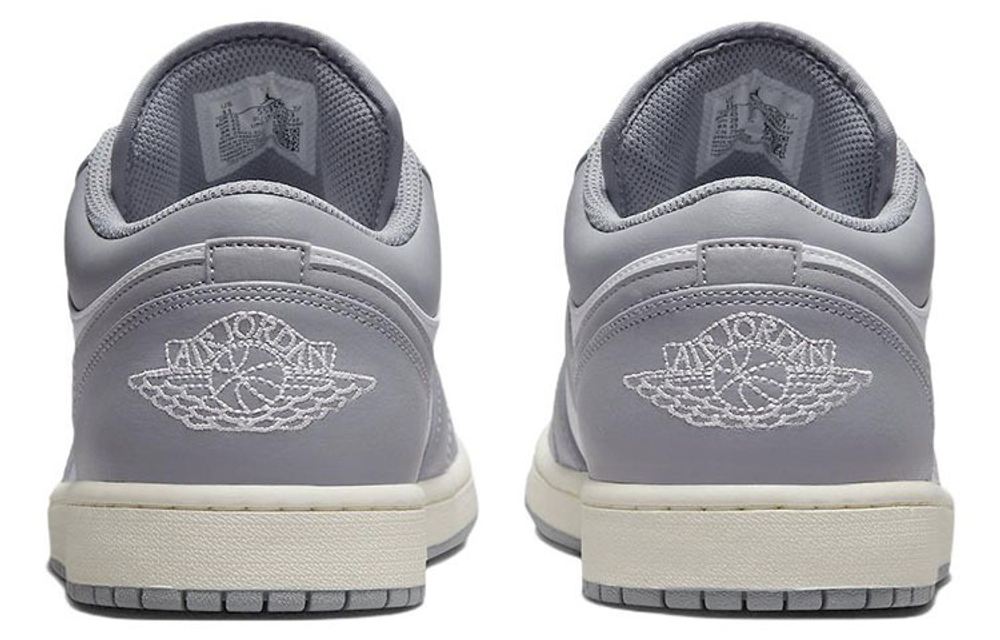 Кроссовки Jordan Air Jordan 1 Stealth And White Dior