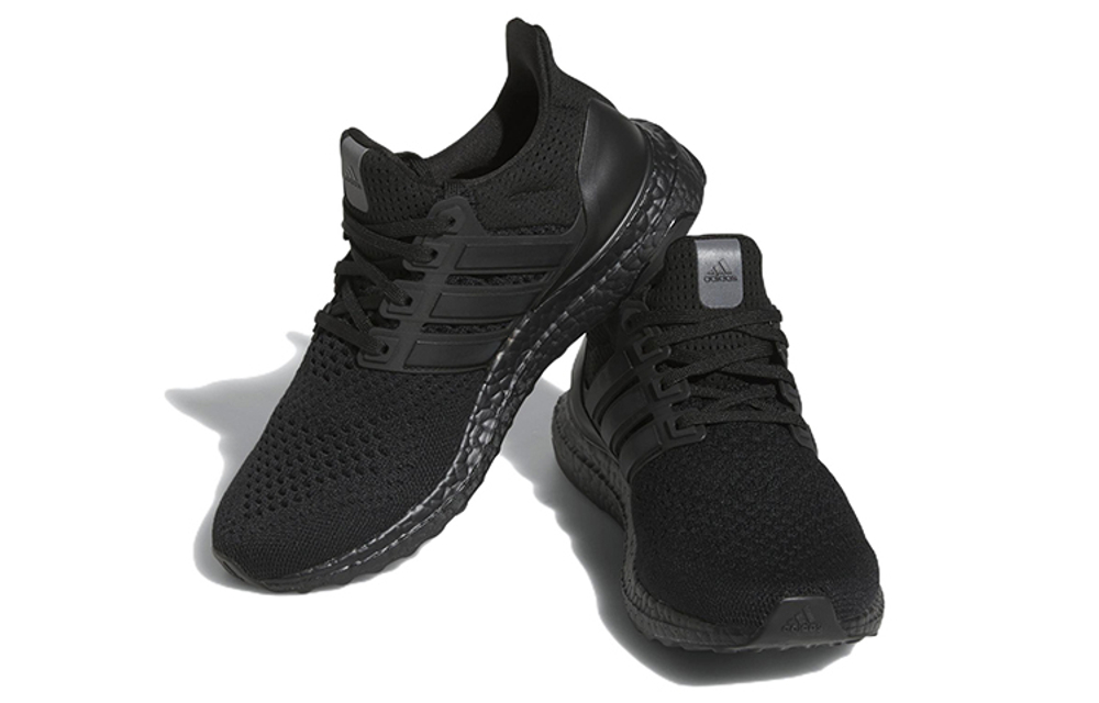 Кроссовки Adidas Ultraboost 1.0 (Женская размерная сетка)