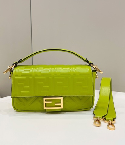 Fendi Baguette 27 cm