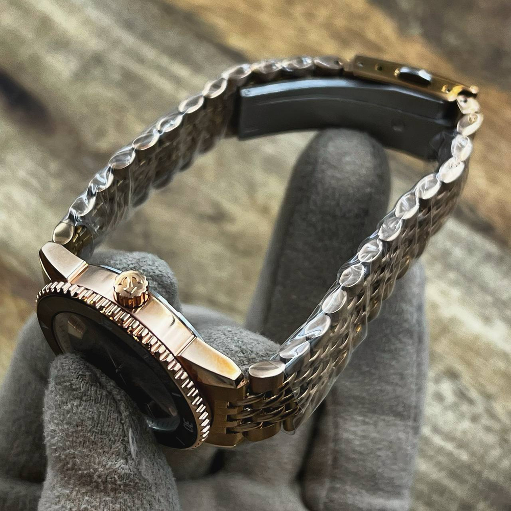 Часы Rado