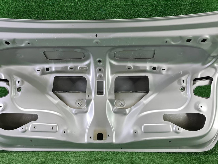 Крышка багажника Toyota Corolla 12 E210 (2018-н.в.)
