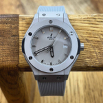 Часы Hublot