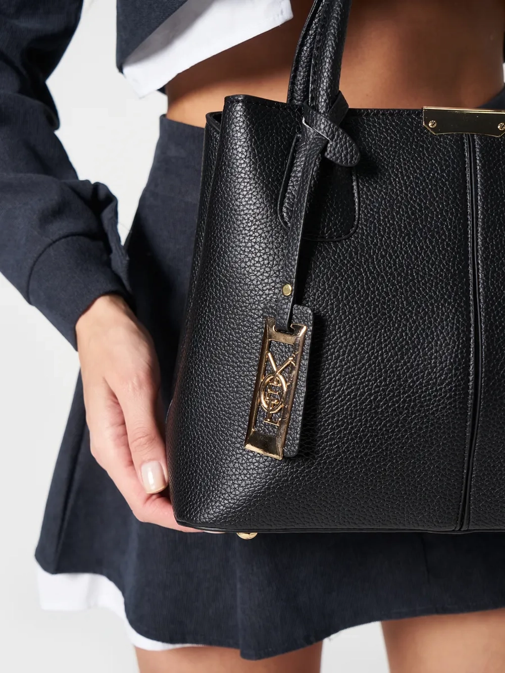 Сумка через плечо кожаная тоут классика средняя