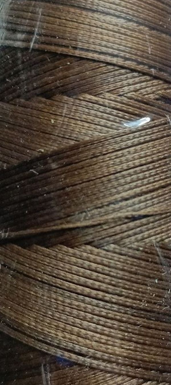 Нитки прошивные Корд Vardola (воск) 0,8мм, 500м, коричневый [1533]