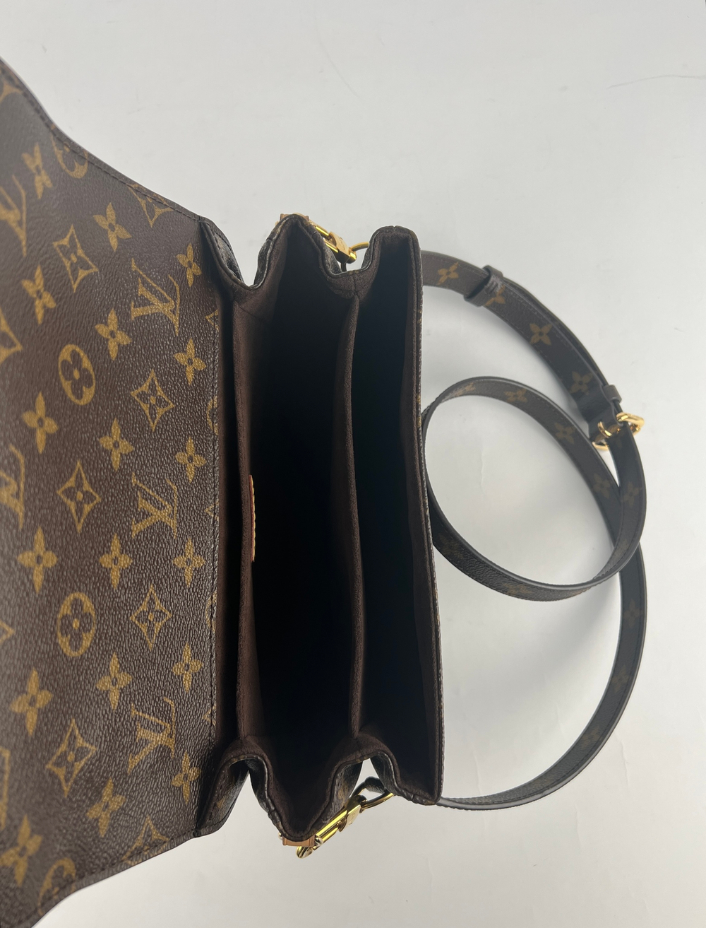Сумка Louis Vuitton Pochette Metis