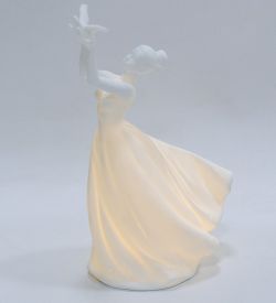 Pavone JP-186/39 Статуэтка с подсветкой «Леди»