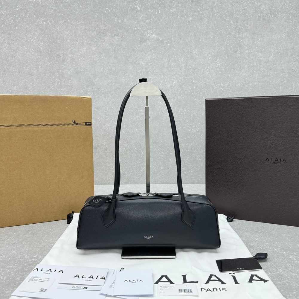 Alaia Le Teckel Medium Bag 33 cm