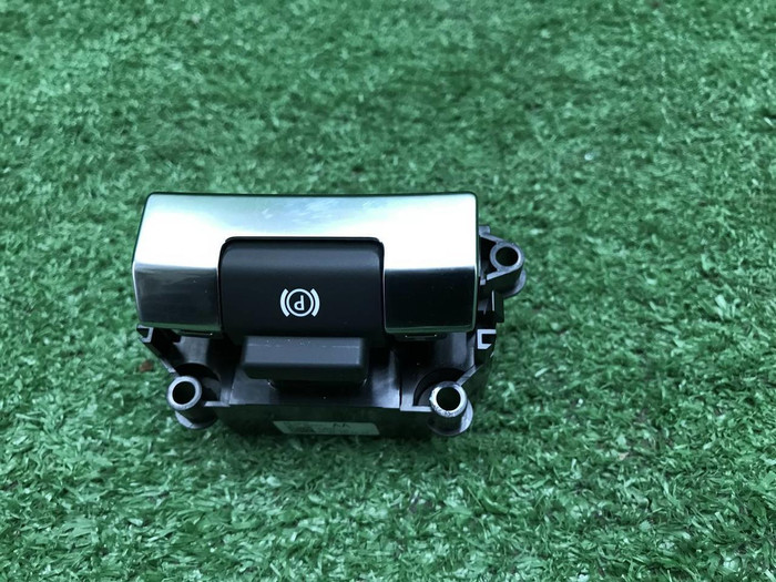 Кнопка ручного тормоза LR Discovery Sport (19-нв)