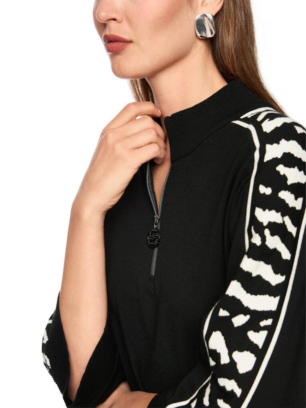 AS 41.09 M09   пуловер