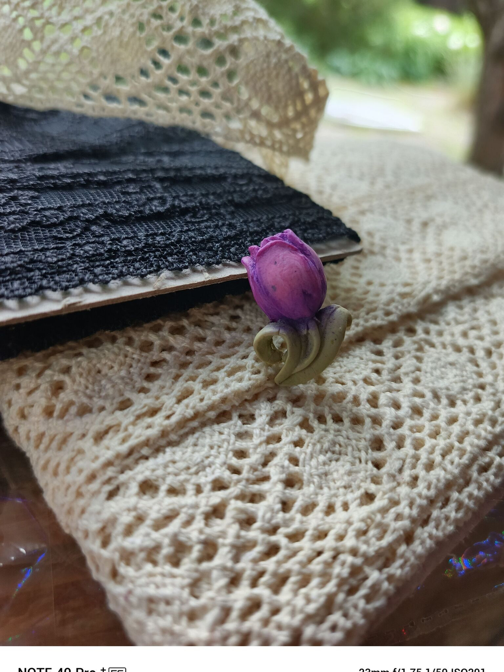 Брошь Спящий котенок черный авторская из полимерной глины ручной работы