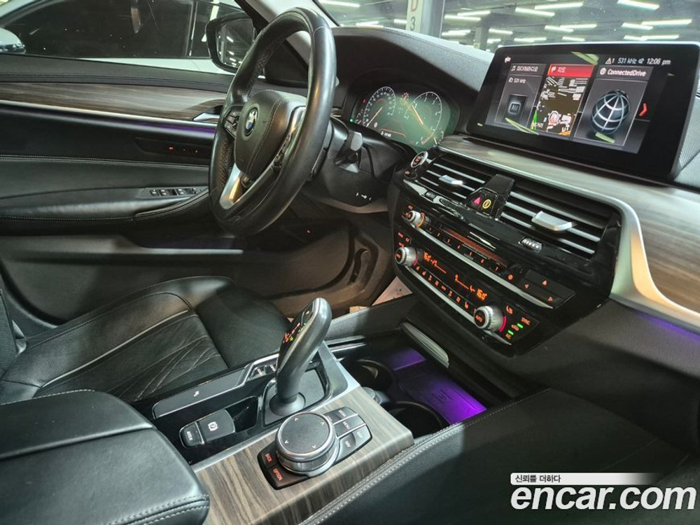 BMW 5 Series (G30) 520d Luxury Plus (08.2019)