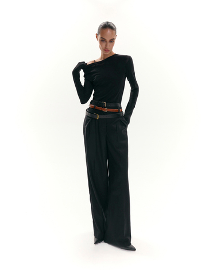 «Second skin» Базовый лонгслив из трикотажа