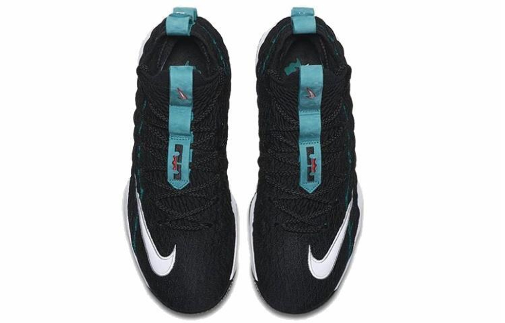 Кроссовки Nike Lebron 15