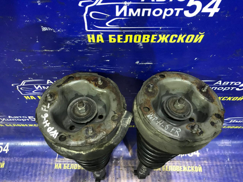 Стойка передняя правая NISSAN PRIMERA 1997