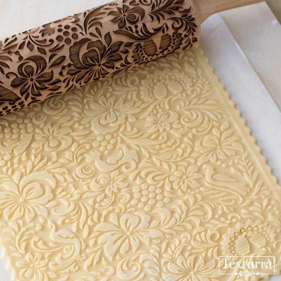 Скалка с узором Райский Сад