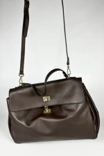 Женская сумка из натуральной кожи ягненка коричневого цвета