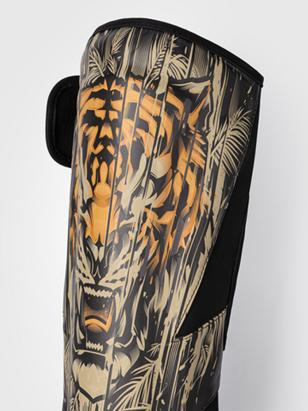 Щитки Venum Tiger Black/Neo Orange
