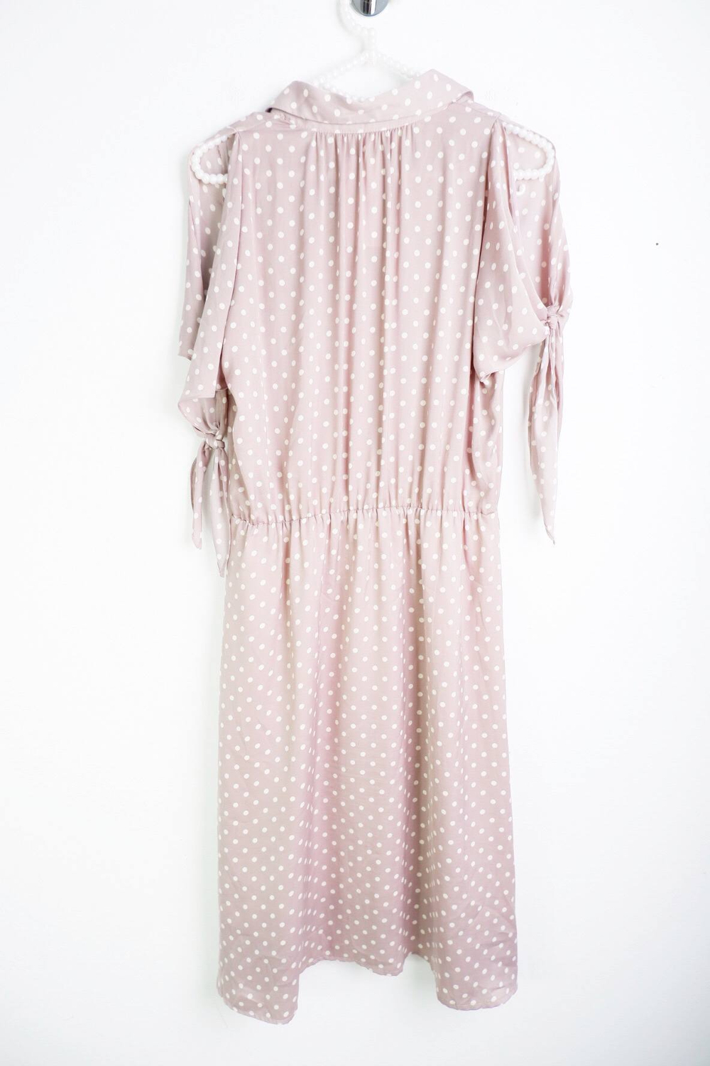 Платье Serginnetti в романтичный горошек, визуально на 46 размер