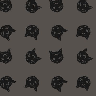 кот 4  на сером фоне