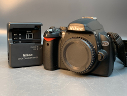 Nikon D60 body, 4000 кадров пробега