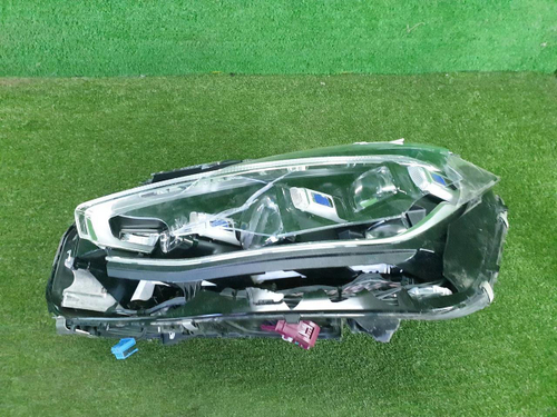 Битая Фара левая Mercedes S W223 (2020-н.в.) Digital Light