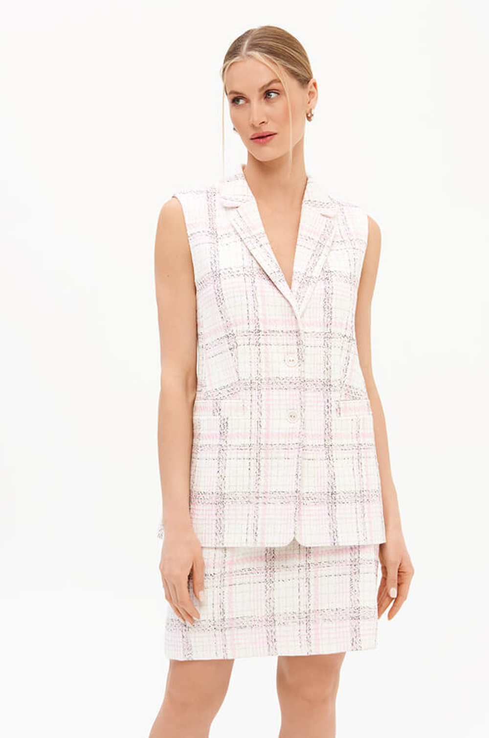 1967 Жилет женский (молочно-розовый)