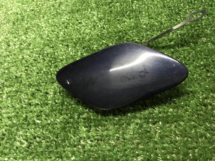 Заглушка буксир. крюка Mercedes E W212 (13-16) AMG