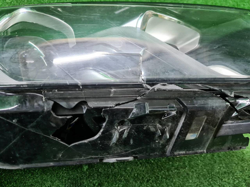 Битая Фара правая Geely Coolray (19-23) галоген