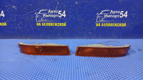 Повторитель в бампер левый NISSAN LAUREL 1997-1999