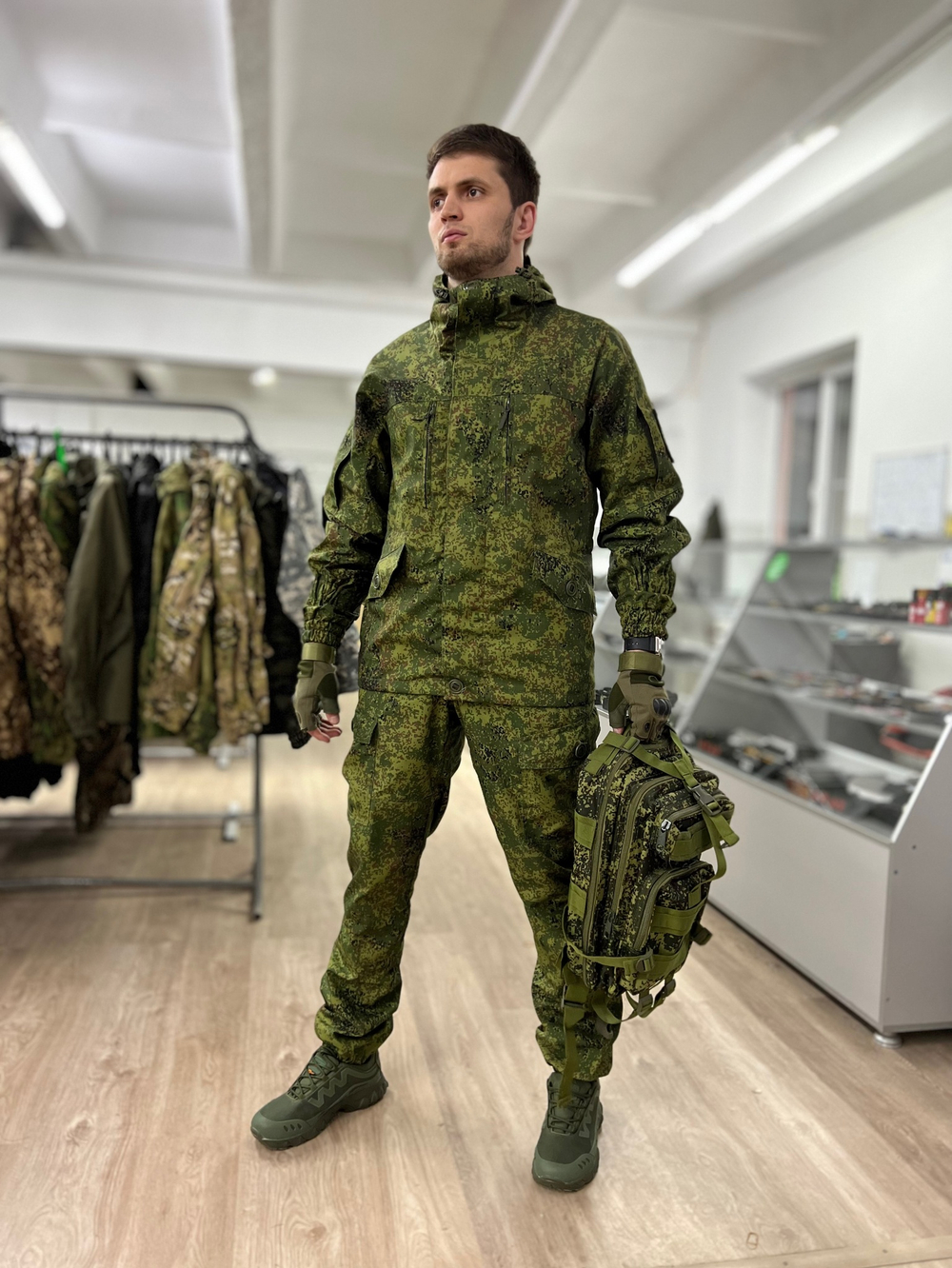 Костюм горка 6 весна лето / зеленая цифра