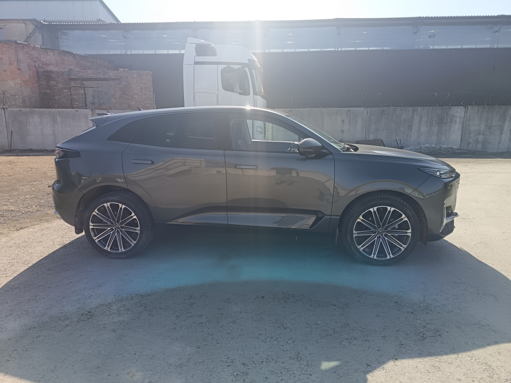 Changan UNI-K Tech 2.0 8AT AWD