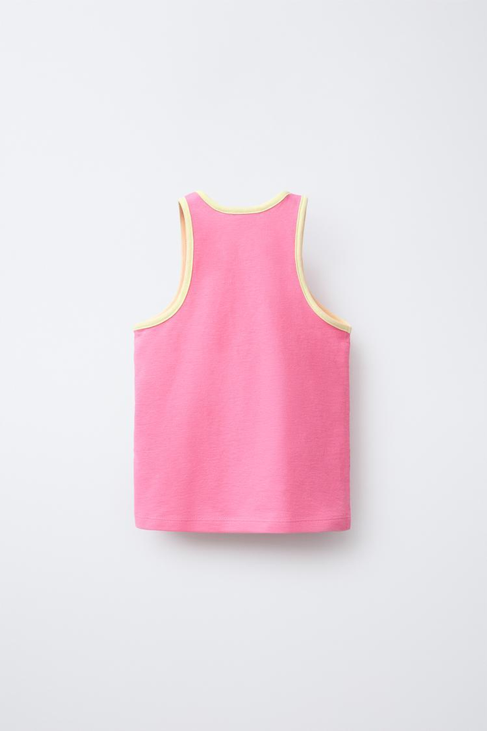 ZARA ПИЖАМА С ТОПОМ И ШОРТАМИ С КОНТРАСТНЫМИ ДЕТАЛЯМИ, ЦВЕТ ФУКСИИ