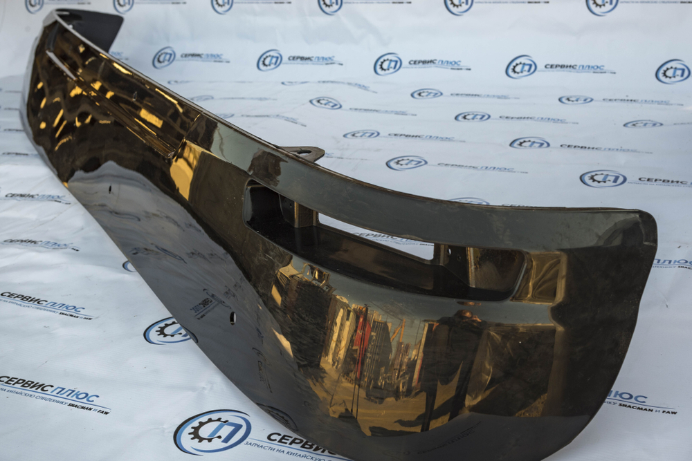 Козырек солнцезащитный для грузовиков FAW J7 5704011-B90/F