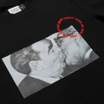 Футболка The Kiss Черная