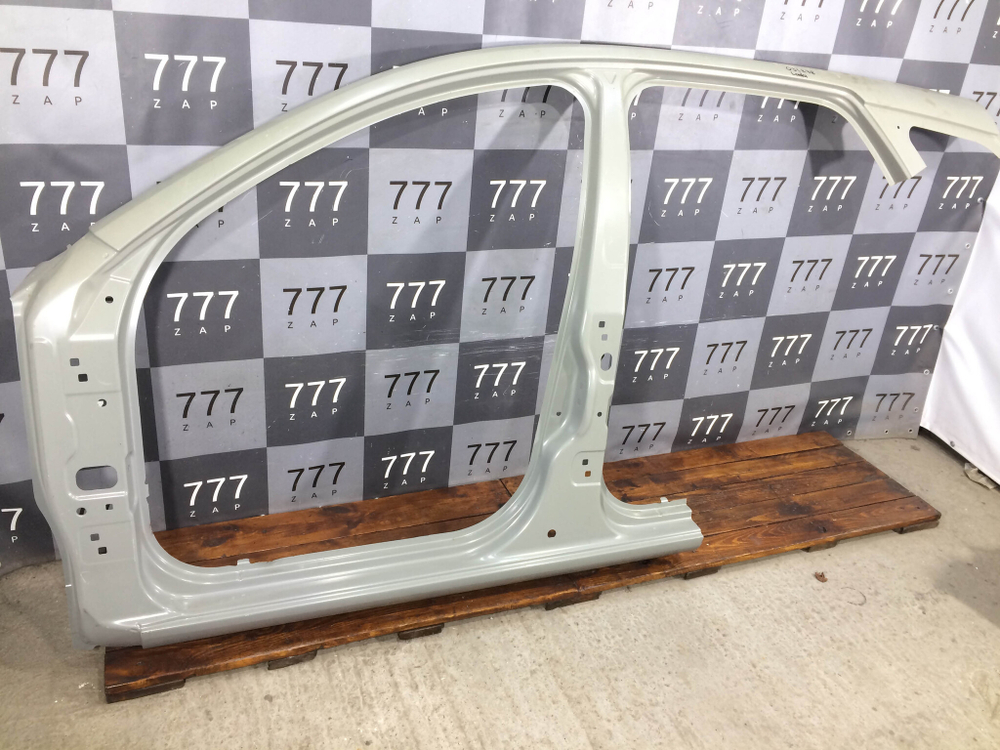 Боковина левая LADA Vesta SW 15-нв Новая Оригинал 8450102327