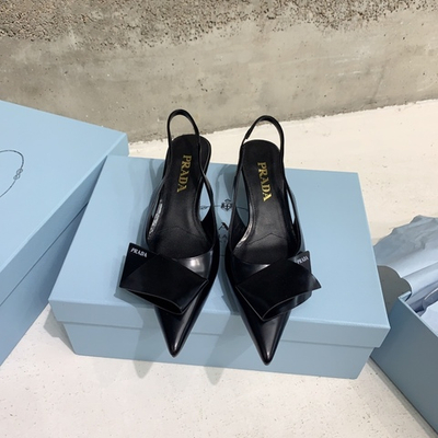 Prada Pumps