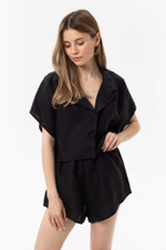 Pyjama-style linen set
