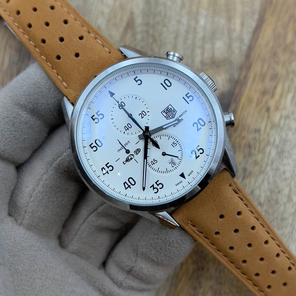 Часы Carrera