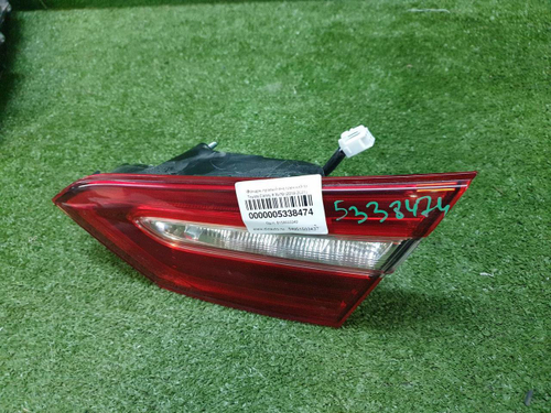 Фонарь правый внутр. Toyota Camry 8 XV70 17-нв LED