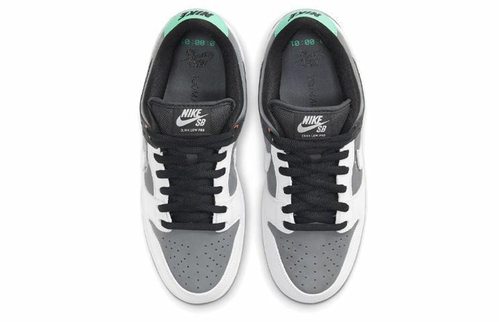 Кроссовки Nike Dunk Sb Pro Iso "Vx1000 Camcorder"