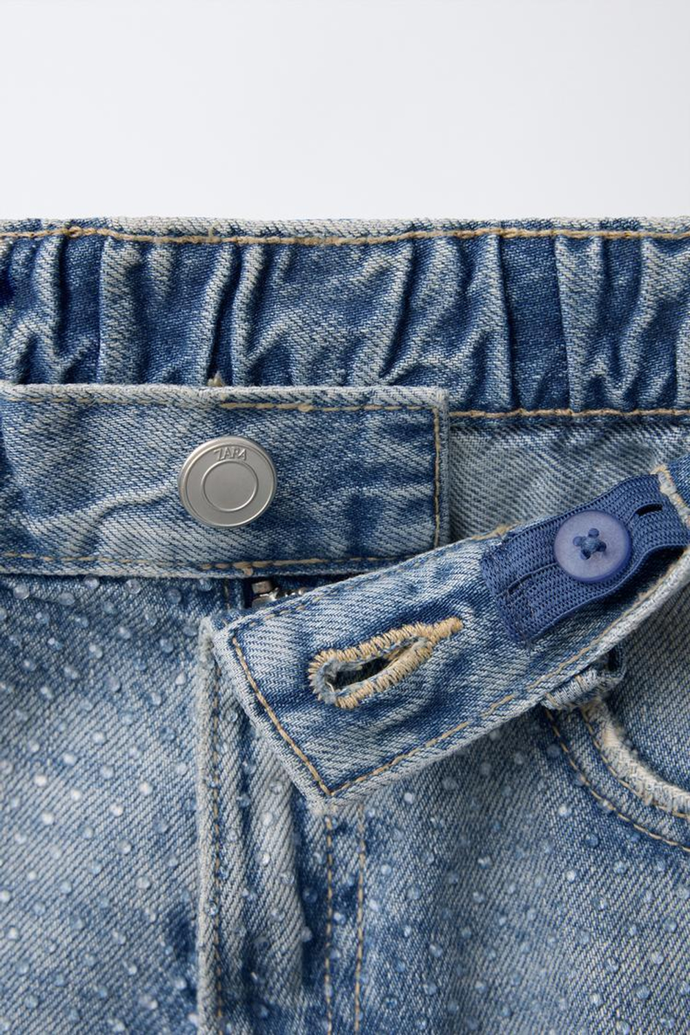 ZARA ДЖИНСОВЫЕ ШОРТЫ СО СТРАЗАМИ, ГОЛУБОЙ