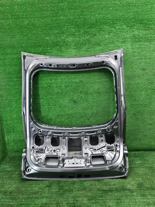 Крышка багажника Москвич 6 (2023-н.в.)