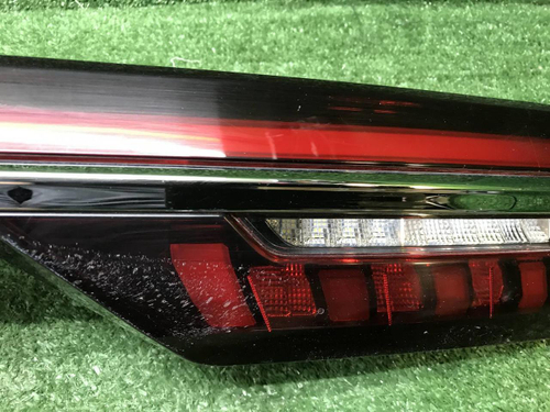 Фонарь крышки багажника Geely Monjaro (2021-н.в.)