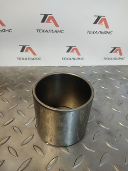 Втулка 195-21-32510