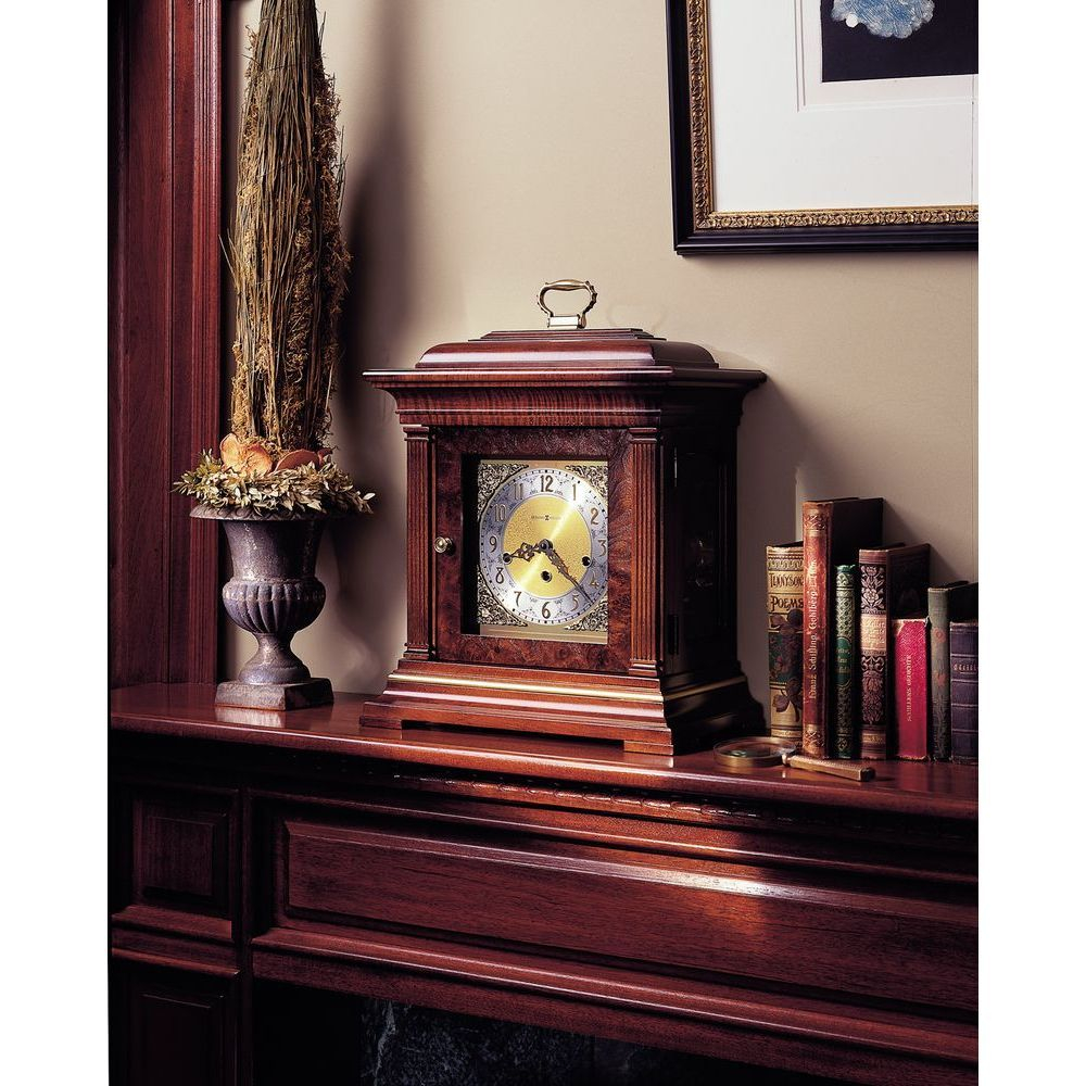 Часы настольные Howard Miller 612-436 Thomas Tompion фото