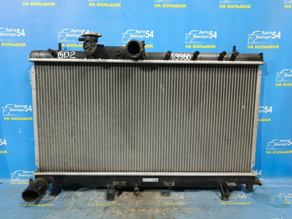 Радиатор двигателя SUBARU IMPREZA 2000-2002